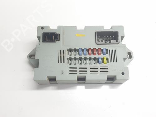 Used Fuse box LAND ROVER RANGE ROVER SPORT II (L494) 3.0 TDV6 4x4 (258 hp) 28502713