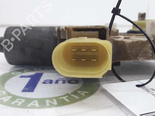 Right front window motor BMW 1 (E81) 116 i | BP4395313E20 