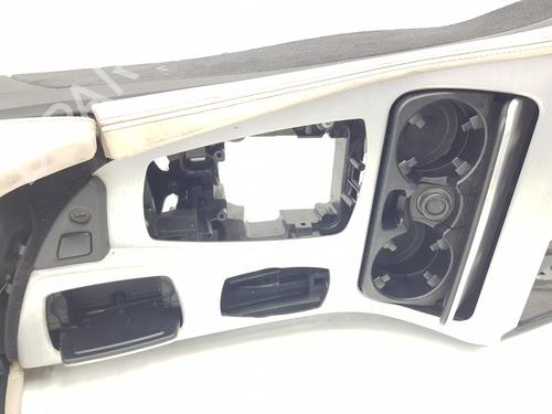 Armrest / Center console BMW 5 Touring (F11) 535 d | BP19073135I20 