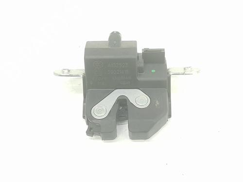 Used Tailgate lock OPEL ASTRA K (B16) 1.6 CDTi (68) (110 hp) 11736066