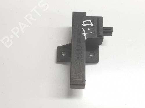 BP30469024M83 main image