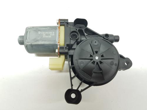 BP31594164E21 main image