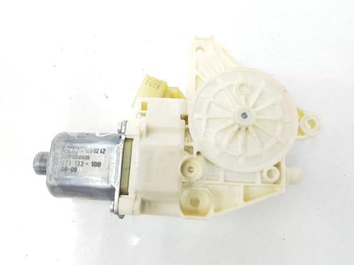 Used Right front window motor MERCEDES-BENZ C-CLASS (W204) C 220 CDI (204.002) (170 hp) 3662991