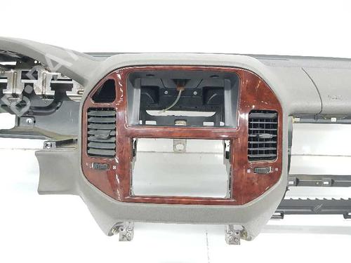 Dashboard MITSUBISHI PAJERO III (V7_W, V6_W) 3.2 Di-D (V68W) | BP6588630C46 
