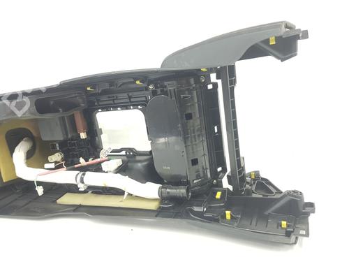 Armrest / Center console TOYOTA LAND CRUISER PRADO (_J15_) 2.8 D-4D (GDJ150_, GDJ155_, GDJ150, GDJ151) | BP29710916I20 