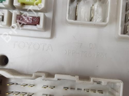 Fuse box TOYOTA LAND CRUISER PRADO (_J12_) 3.0 D-4D (KDJ120, KDJ125) | BP21484751E1 