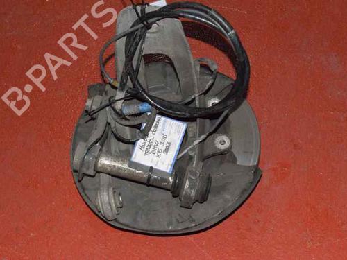 Fusee rechts achter BMW X5 (E53) 3.0 d (184 hp) 1168774