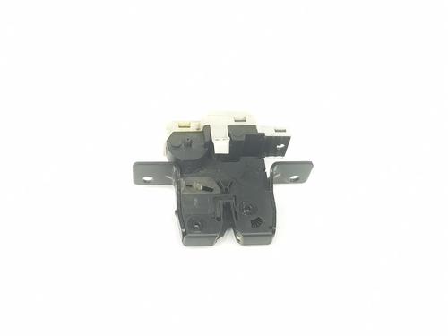 Used Tailgate lock RENAULT MEGANE II Estate (KM0/1_) 1.9 dCi (131 hp) 15385951