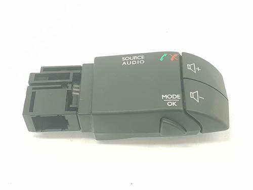 Used Steering wheel controls DACIA DUSTER (HS_) 1.5 dCi (HSAJ) (90 hp) 15187316