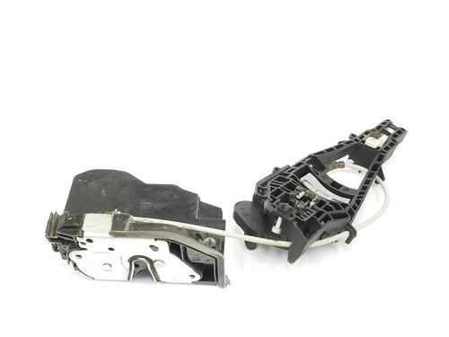Vergrendeling links voor BMW 1 (F20) 116 d (116 hp) 13372418