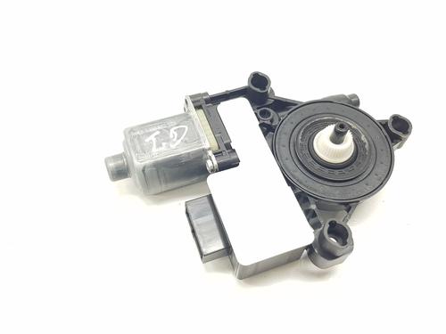 Rudehejsemotor bagstkærm højre SEAT ATECA (KH7, KHP) 1.5 TSI (150 hp) 28827946