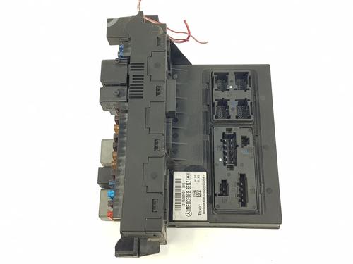 Fuse box MERCEDES-BENZ E-CLASS (W211) E 220 CDI (211.006) | BP24964536E1 