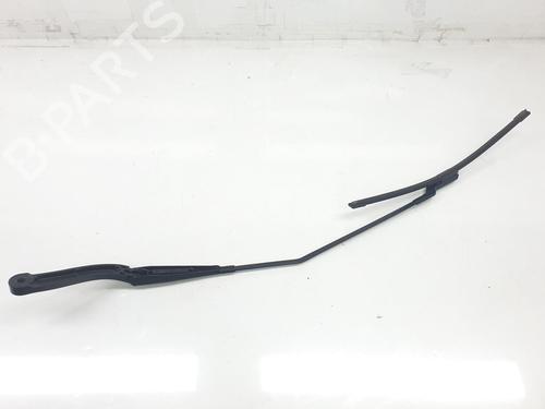 Used Front windshield wiper arm RENAULT TRAFIC III Van (FG_) 2.0 dCi 110 (FGMW) (110 hp) 17683474