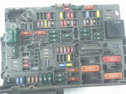 Fuse box BMW 3 Convertible (E93) 325 i | BP20186945E1 