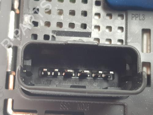 Fuse box PEUGEOT 3008 II SUV (MC_, MR_, MJ_, M4_) 1.6 BlueHDi 120 | BP29729522E1 