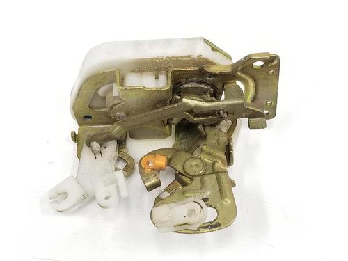 Rear left lock MITSUBISHI PAJERO SPORT I (K7_, K9_) 2.5 TD (K94W, K74T) | BP8213857C100