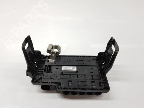 Sikringsdåse SEAT IBIZA V (KJ1, KJG) 1.0 TSI (115 hp) 17870327