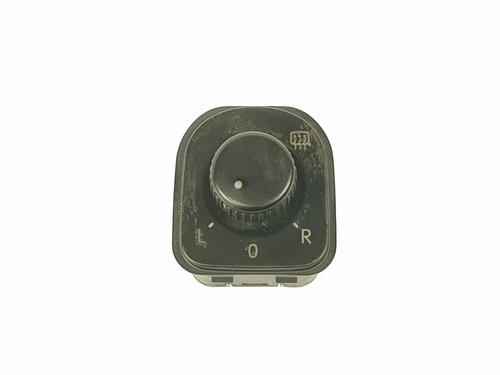 Used Mirror switch VW PASSAT B7 (362) 1.6 TDI (105 hp) 8221098