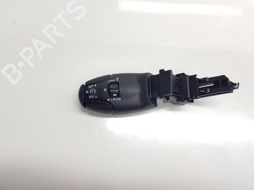 Used Other Other FIAT DOBLO Box Body/MPV (510_, 511_) E-Doblo (136 hp) 33056287 33056287