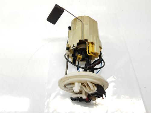 Used Fuel pump MERCEDES-BENZ VITO / MIXTO Van (W639) 109 CDI (639.601, 639.603, 639.605) (88 hp) 20724968