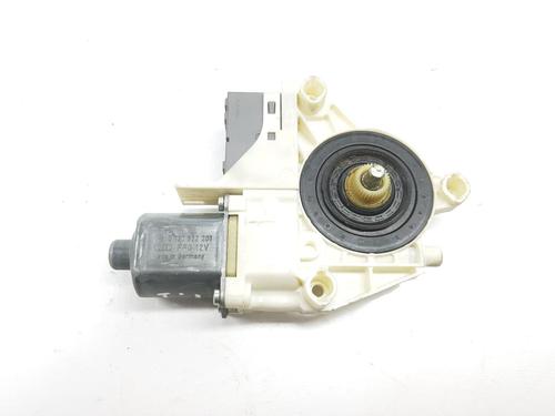 Used Left rear window motor PEUGEOT 407 SW (6E_, 6D_) 2.0 HDi 135 (136 hp) 11843545