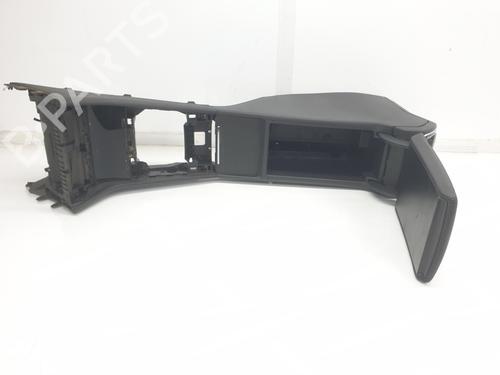 Armrest / Center console SKODA SUPERB III (3V3) 2.0 TDI | BP18784565I20 