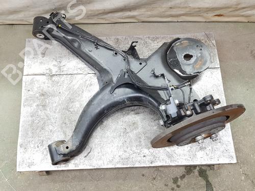 Used Left rear steering knuckle Left rear steering knuckle 36679182 36679182