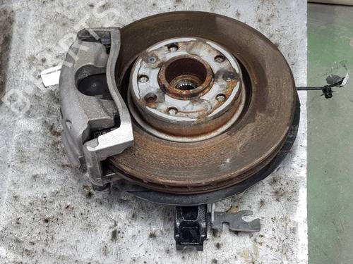 Used Right front steering knuckle Right front steering knuckle PEUGEOT 308 III (FB_, FH_, FP_, F3_, FM_) [2021-2026] 40515006 40515006