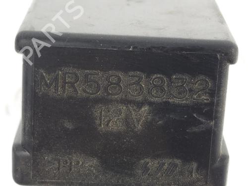 Electronic module MITSUBISHI PAJERO III (V7_W, V6_W) 3.2 Di-D (V68W) | BP8283881M83 