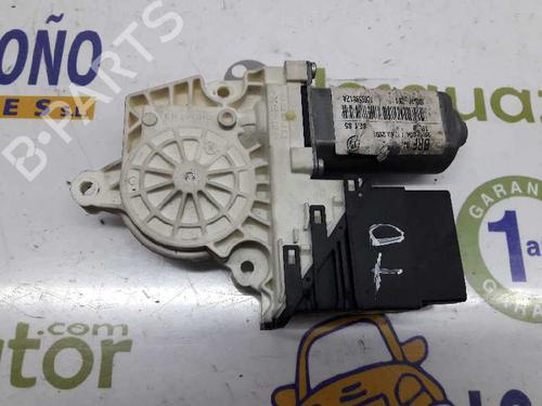 Rudehejsemotor bagstkærm højre SEAT LEON (1M1) 1.9 TDI (150 hp) 2840471