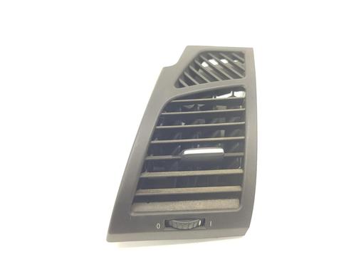 Used Air vent BMW 1 Convertible (E88) 118 d (143 hp) 15597204