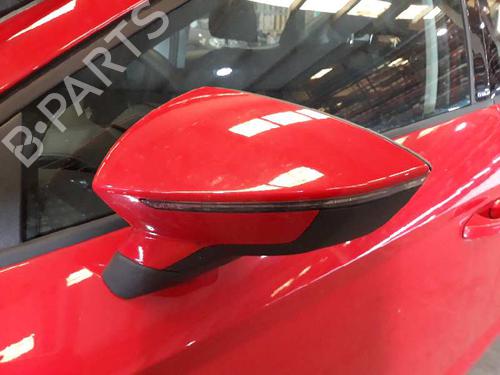 Injection rail SEAT LEON (5F1) 1.6 TDI | BP4204923M98 