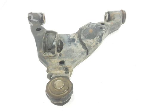 Venstre fortil bærearm TOYOTA LAND CRUISER PRADO (_J12_) 3.0 D-4D (KDJ120, KDJ125) (163 hp) 8252799