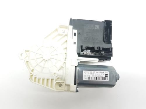 Left front window motor SEAT LEON (1P1) 1.2 TSI | BP31171129E21 