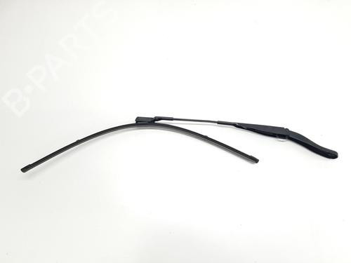 front-windshield-wiper-arm-renault-austral-2022-32517953 main image