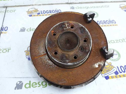 Used Left front steering knuckle BMW 1 (E87) 120 d (177 hp) 3375236