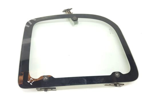 Dør rude ventre bagtil Dør rude ventre bagtil ISUZU D-MAX I (TFR, TFS) 3.0 DiTD 4x4 (TFS77H) (131 hp) 36049427 36049427