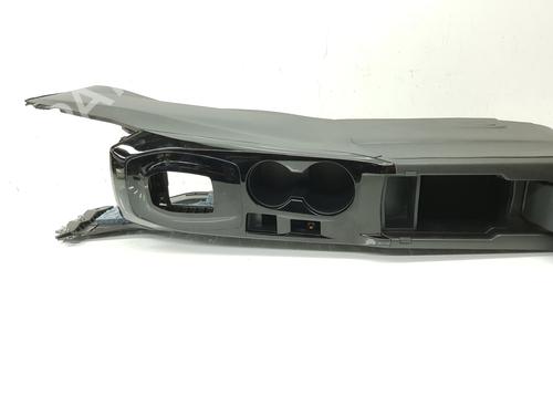 Armrest / Center console PEUGEOT 2008 II (UD_, US_, UY_, UJ_, UR_, UC_)  | BP27879170I20 