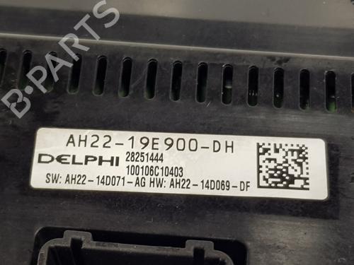 Climate control LAND ROVER RANGE ROVER SPORT I (L320) 3.0 D 4x4 | BP24507403I5 