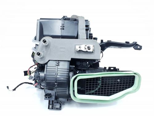 Used Heater matrix box OPEL ASTRA L Sports Tourer (O5) 1.2 (FRHNSL, FRHNSR) (131 hp) 22703473