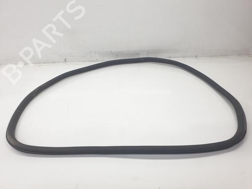 Used Rubber door seal OPEL ASTRA L Sports Tourer (OV5) 1.2 (FRHNPJ) (110 hp) 24238852