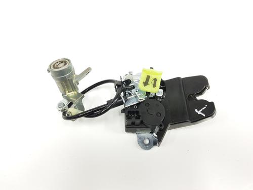 Used Tailgate lock KIA OPTIMA (JF) 1.7 CRDi (141 hp) 21100934