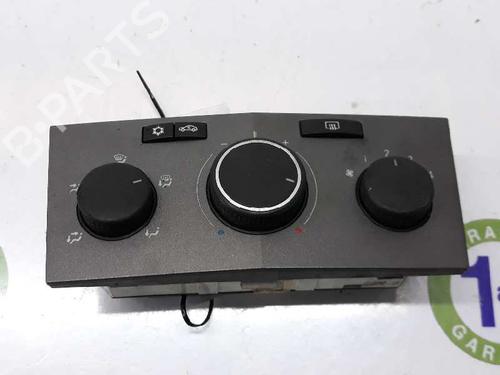 Used Climate control OPEL ASTRA H (A04) 1.7 CDTI (L48) (100 hp) 4945110