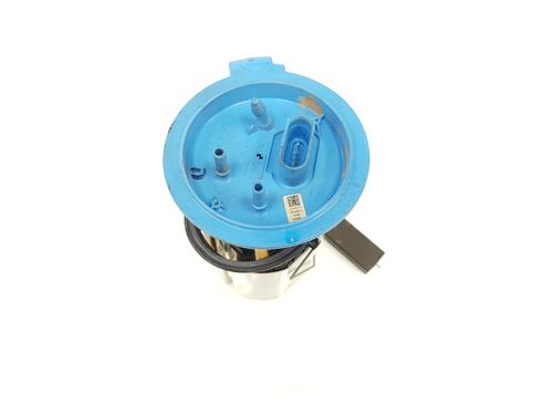 Used Fuel pump VW GOLF VI (5K1) 1.2 TSI (105 hp) 30390011