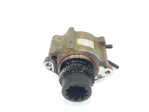 Used Vacuum pump TOYOTA LAND CRUISER 90 (_J9_) 3.0 TD (KZJ90_, KZJ95_, KZJ90R, KZJ95R, KZJ90W, KZJ95W) (125 hp) 20984445