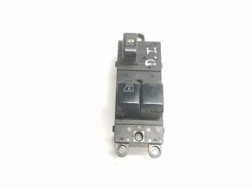 Used Left front window switch NISSAN NOTE (E11, NE11) 1.4 (88 hp) 31131956
