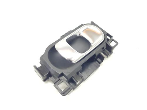 Højre bagtil invendig håndtag CITROËN C4 CACTUS 1.2 THP 110 | BP18338048I16 