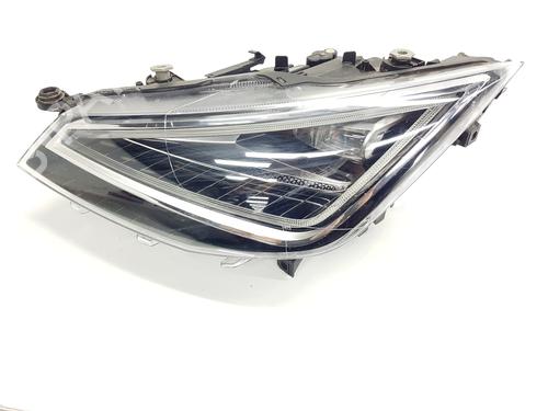 Used Left headlight SEAT ARONA (KJ7, KJP) [2017-2025]  27880498