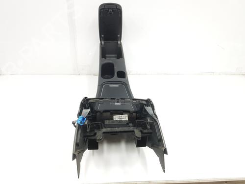 Armrest / Center console MERCEDES-BENZ A-CLASS (W176) A 200 CDI / d (176.008) | BP18409060I20 