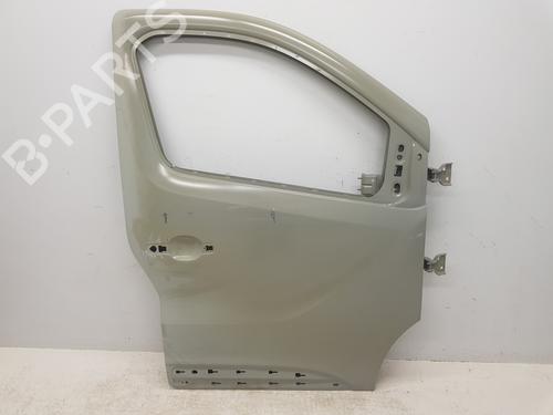 Used Right front door RENAULT TRAFIC III Van (FG_) 1.6 dCi 140 (FGMA, FGMC) (140 hp) 30682086